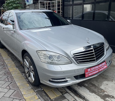 sewa alphard surabaya, sewa mobil alphard surabaya, rental alphard surabaya, rental mobil alphard surabaya, rental sewa mercedes benz s350 silver surabaya