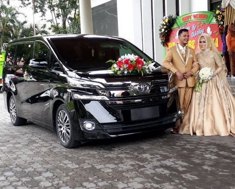 sewa alphard surabaya, sewa mobil alphard surabaya, rental alphard surabaya, rental mobil alphard surabaya, rental sewa alphard baru surabaya