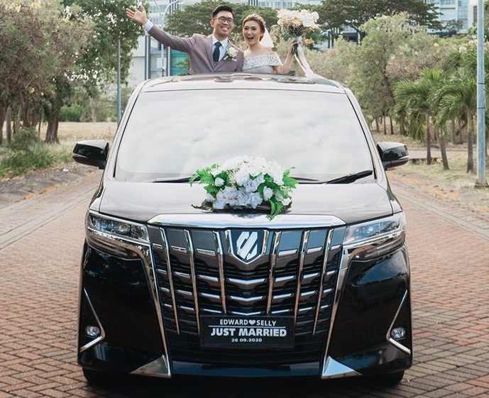 sewa alphard surabaya, sewa mobil alphard surabaya, rental alphard surabaya, rental mobil alphard surabaya, rental sewa alphard putih surabaya